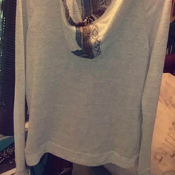 Pullover - Picture 2 of 3